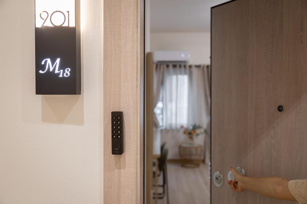 M18 Studios Monastiraki Gems Atena Exterior foto